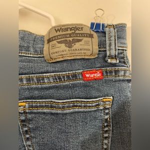 BOYS WRANGLER JEANS